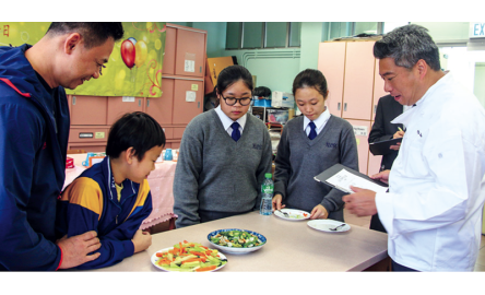 元朗天主教中學 廚藝比賽推動素食封面