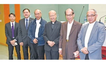 法律界談警方入教堂法理 教區神長闡釋堂區開放原則封面