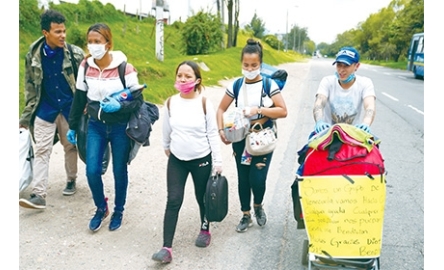 委內瑞拉動盪人民外逃 烏拉圭教會協助新移民封面